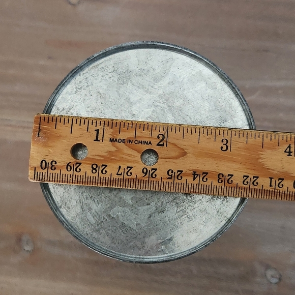 🍎 Vintage Apple Design Metal Canister – Rustic Farmhouse Kitchen Décor - Picture 15 of 16